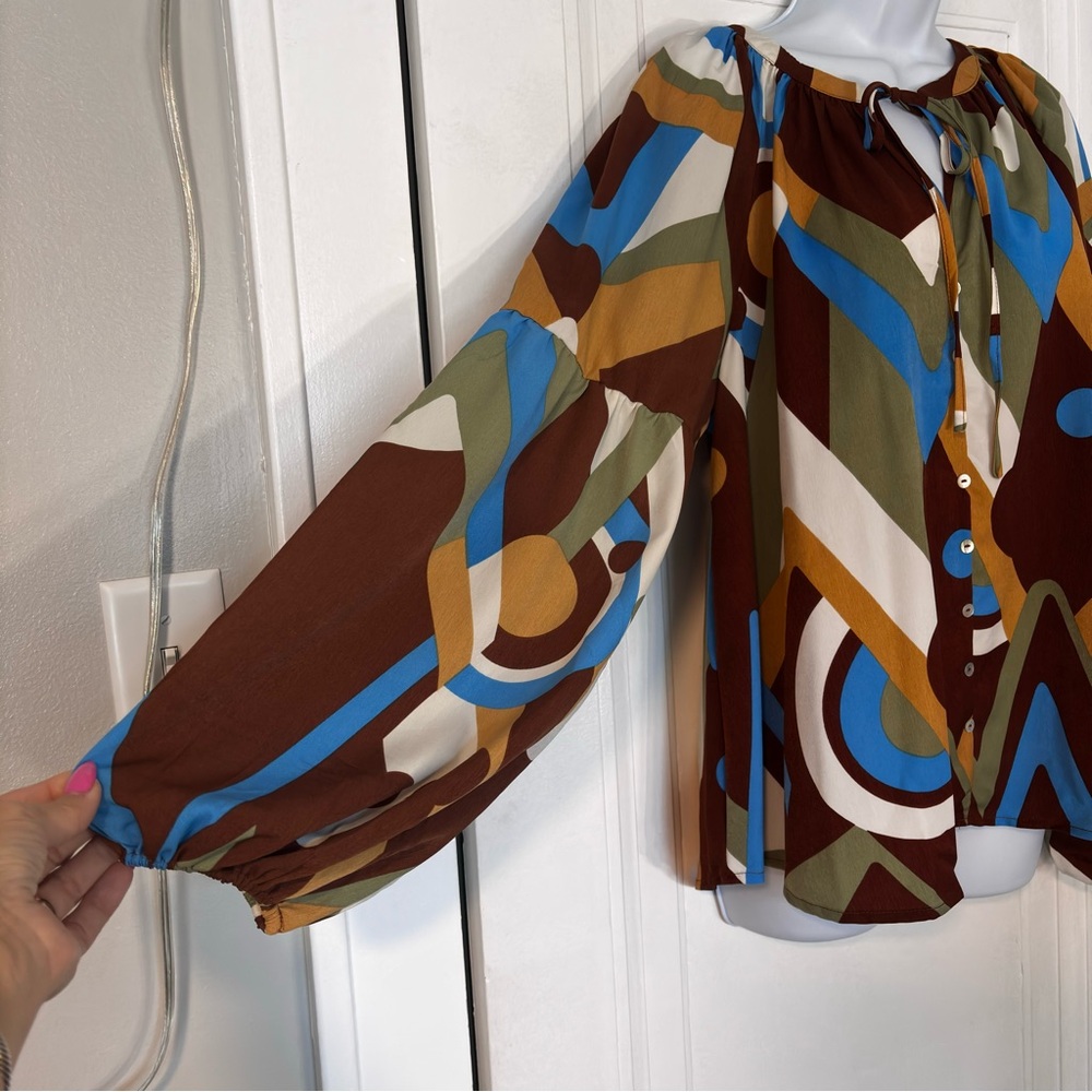 August Sky New Large Geometric Patterned Blouse -… - image 4